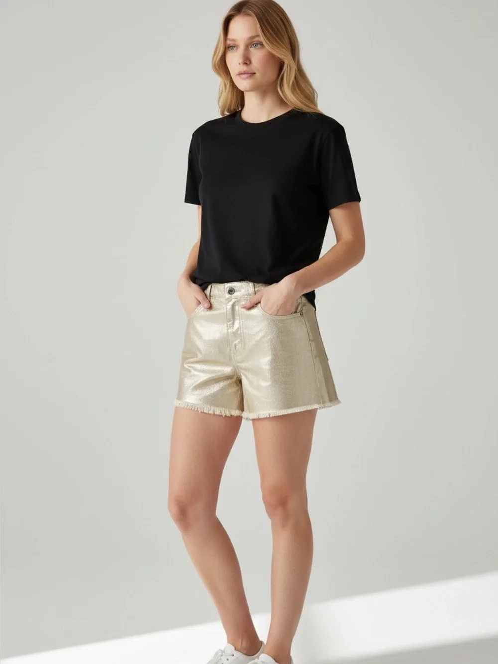 7 For All‎ Mankind High Waist Gold Metallic Cream Shorts Size 25